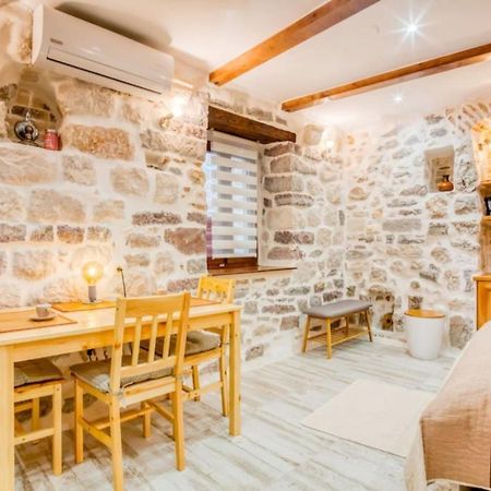 Kotor Bagus - Cozy Boutique Old Town Studio With Seaview Terrace Ngoại thất bức ảnh
