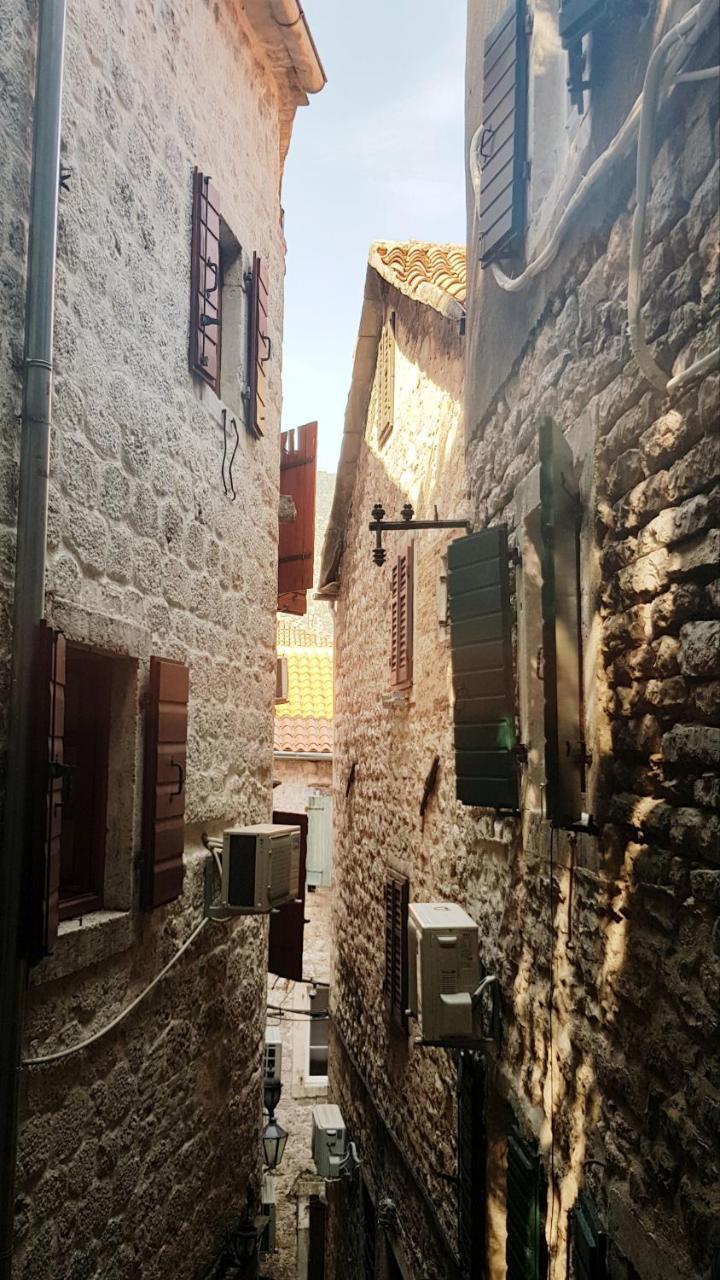 Kotor Bagus - Cozy Boutique Old Town Studio With Seaview Terrace Ngoại thất bức ảnh