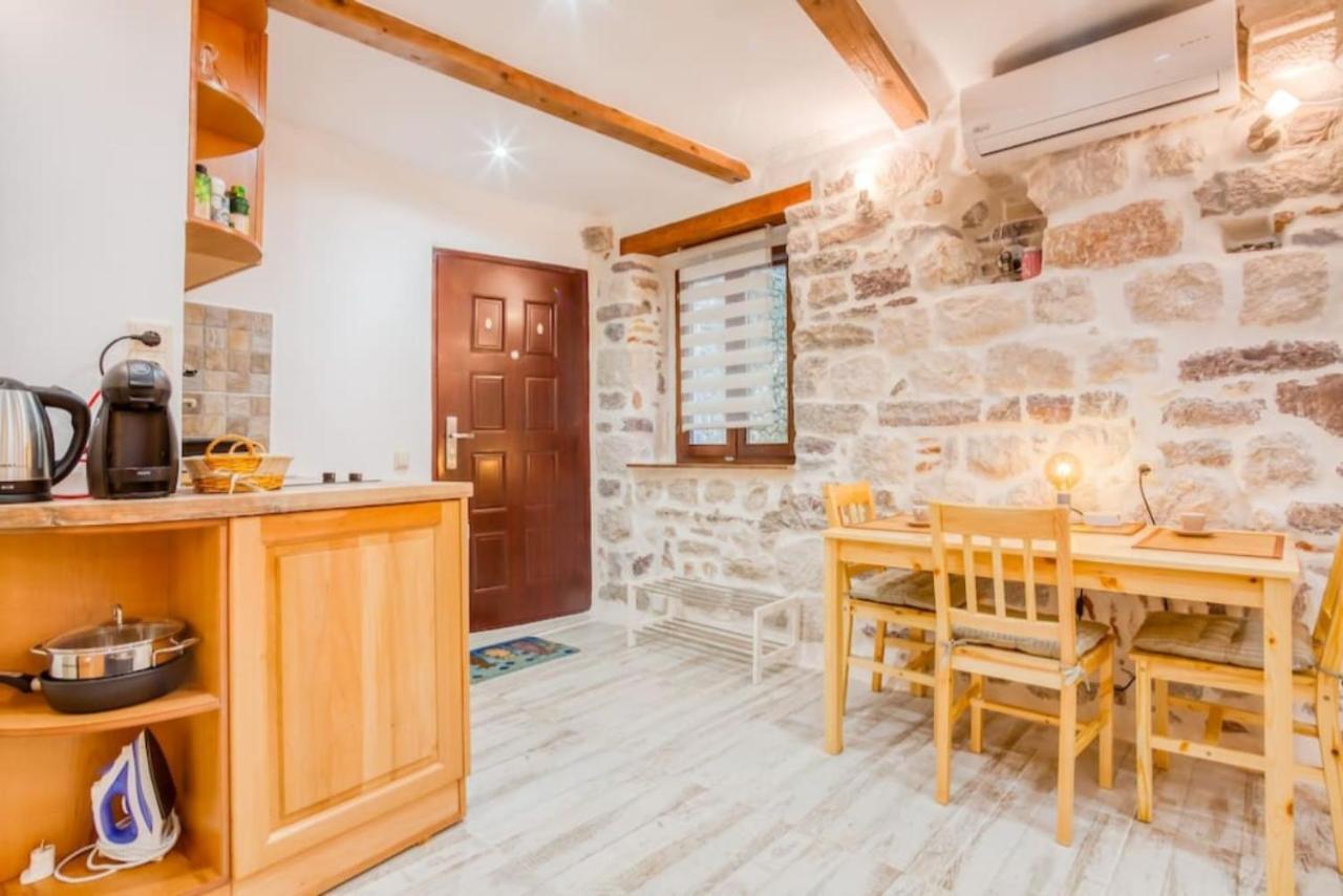 Kotor Bagus - Cozy Boutique Old Town Studio With Seaview Terrace Ngoại thất bức ảnh